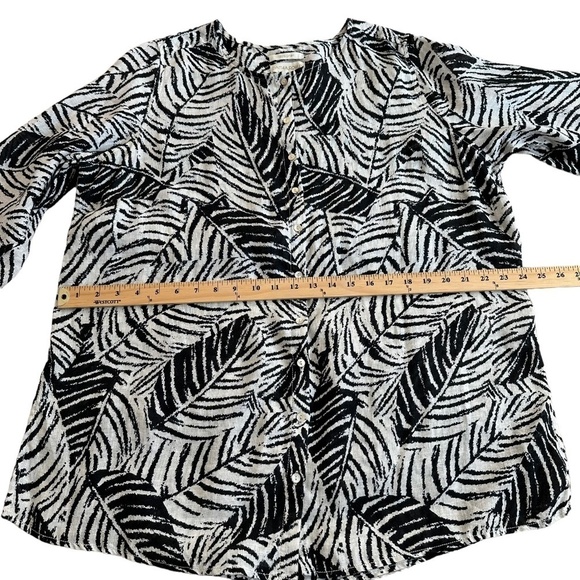 Cynthia Rowley 1X Linen Palm Print Roll Tab Sleeves Mother of Pearl Buttons Top - Picture 12 of 16
